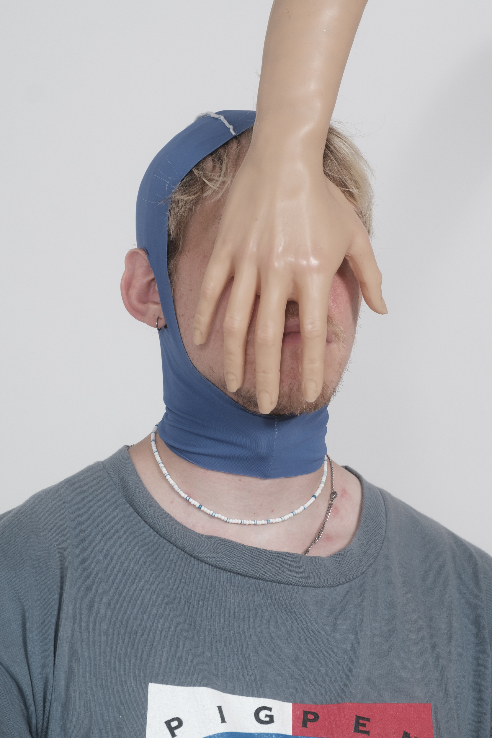 Blaue Haube, ohrenfrei